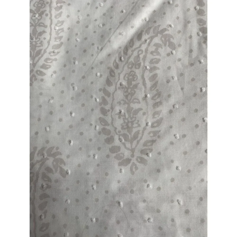 Simple Flower Pattern Shower Curtain